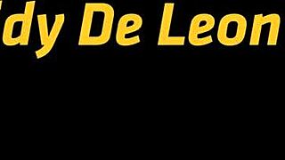 LEIDY DE LEON Learns from AMARIS in VIPISSY Session