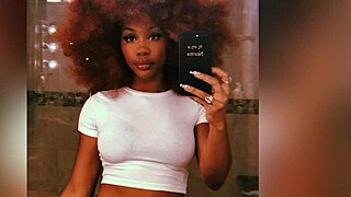 Why jerk off to SZA in sexy contest?