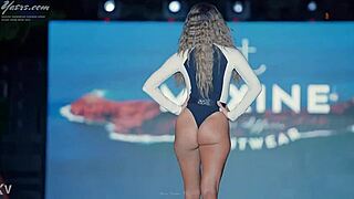 I saw this big ass model in bikini and got so excited