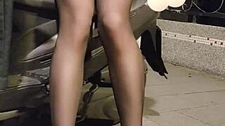 Shemale Ting Xuan Office Lady Plays With Love Egg Outdoors