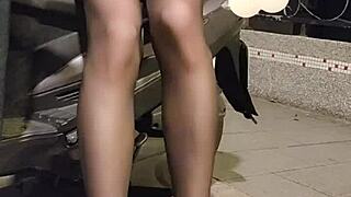 Shemale Ting Xuan Office Lady Plays With Love Egg Outdoors