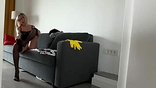 Watching Maid Bathe, Fantasizing About Licking Her Juicy Pussy And Face Fucking.