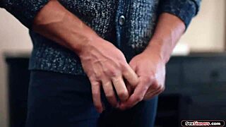 Guy gets squirted in face by girlfriend and her best friends