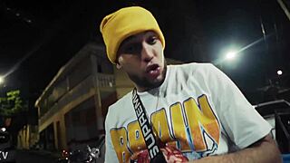 Mature Woman Fucks Little Dick Hardcore Squirting