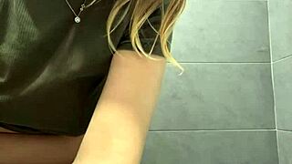 Crazy Squirting Outdoors with Big Cock 😈