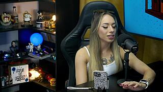 Bianca demarchi shows her body and bites ruan's ear