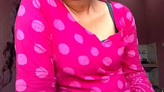 Curvy Indian desi bhabhi flaunts her fat ass and chubby body in jeans and bra for her boyfriend