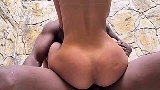 i'm in the hotel getting oral from old interracial cock without condom