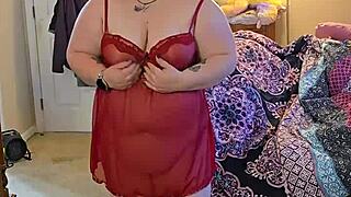 i'm a sexy bbw undressing dancing naked ass huge natural tits lingerie