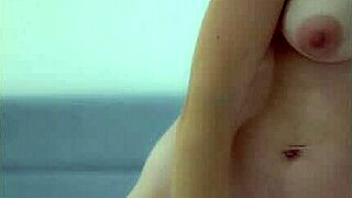 Goth Babe Vanerose Dances And Plays With Dildo