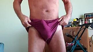 my new gym shorts makin pervy guys crazy with boners