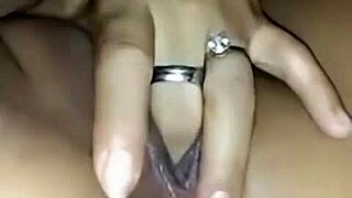 hey, check out this puta madura from honduras sps