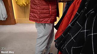 Sucking Dick For Christmas Presents!