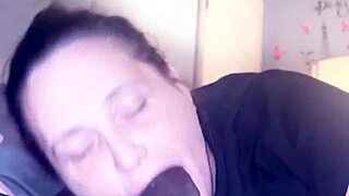 Chubby Mature Slut Gives No Teeth Gumjob to Big Black Cock Until Accidental Facial