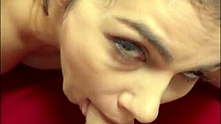 natural big boobs italian brunette valentina nappi gets tantric massage and relaxing session