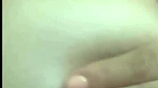 I masturbate to this video a lady sent me with her husband - enjoy it at the end