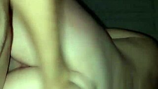 novinha safada is cavalgando with big ass and tits, so hot! 🔥