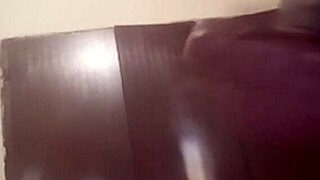 uhh i think my cock measures 7 inches or 17 cm when i masturbate