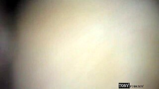 vecino mano larga solo quer�a mirar las bragas y se la termina cogiendo por el culo