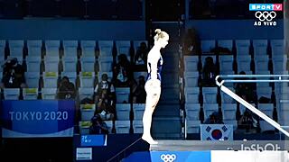 These diving girls have perfect bodies, so hot! 😍