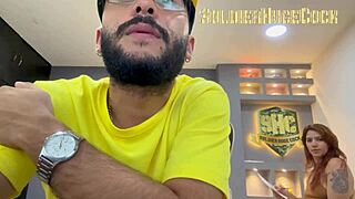 my friend came over to help with papers but we ended up in bisexual threesome with deepthroat and squirting