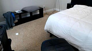 can this horny brunette elay smith with sexy body handle her loud squirting orgasm