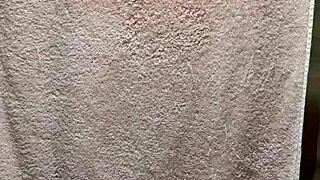 i get to my aunts house and find her bathing she masturbates and almost catches me