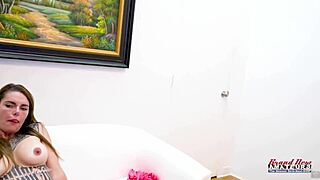 Inked Brunette Hottie Parker Skyes Rubs Twat And Sucks Big Cock!