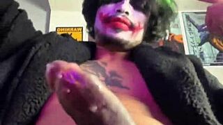 mano, coringa no cosplay bat-punheta, huge solo masturbation handjob kkkkk 😈😂