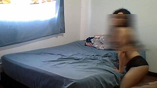 hey i invited the service employee at dawn to masturbate me with her feet and she made me cum hard on her tits in this latina brunette massage