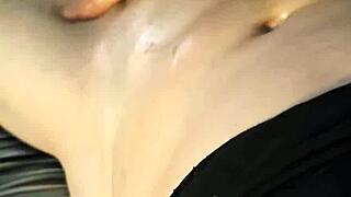 Can You Handle Driftwood And Barefoot Kontessa Giving Another Amazing Handjob With Cumshot In Homemade Couple Video?