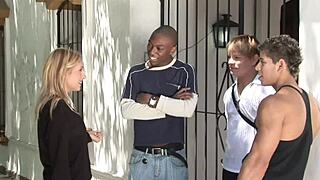 Brazilian amateur double penetration party 1