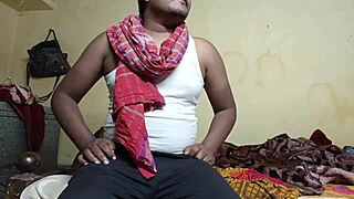 Hey, check out this viral MMS video featuring an Indian Desi school girl in a fun group setting with friends outdoors 😊