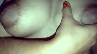 Pakistani girl records first time viral video in private room