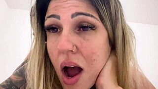 falei que nao queria dar o cu virgem, mas ele meteu sem camisinha e gozou dentro