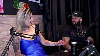 i been married for years would give my ass for r 500 00 and brought a girl home for threesome sex but - casal dna on sheer red