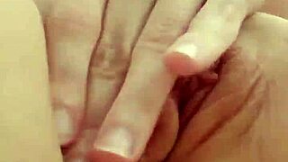 oh man, i love watching this cute teen blonde showing off her beauty