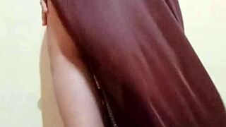 Shilpa Bhabhi's Captivating Figure Display