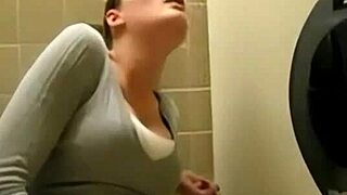 Quickly Cum In The Toilet During Mature Mommy Massage Orgasm