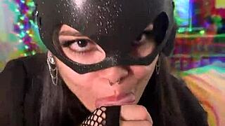 Funk Tocando E A Gatinha Fazendo Sexo Oral No Pau Grande Do Wellington Prado