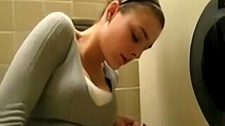 Quickly Cum In The Toilet During Mature Mommy Massage Orgasm