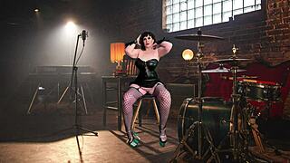 oh yeah, i'm granny carmen, doublin' up with metal toys for that wild dp vibe