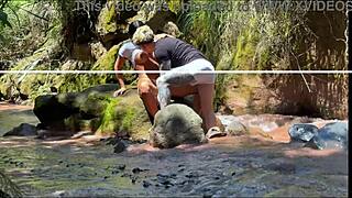 Amateur Couple Films Fucking With Hermanastro In River!
