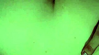 Entregando la colita su primer anal