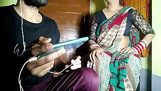 בעלת בית הודית מתלהבת ומזדיינת בסטייל הינדי בנגלי!