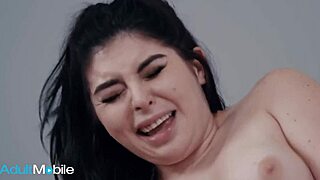 Step Siblings Keira Croft And Lucky Fate Secretly Fuck!