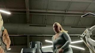 Whoa, crazy fucking hits the gym with this horny BBW and her big ass 🔥💦