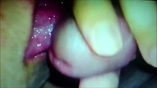 Sexy L gives an amazing blowjob and fingering session