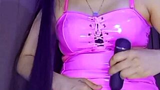 Horny colombian girl with very wet pussy does deep throat blowjob. She ends with cumshot on ass from maquinasperfectas.