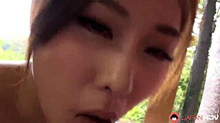 יפנית מאקי הוריגוצ'י בקימונו עוברת סשן קשה עם מאהב ללא צנזורה